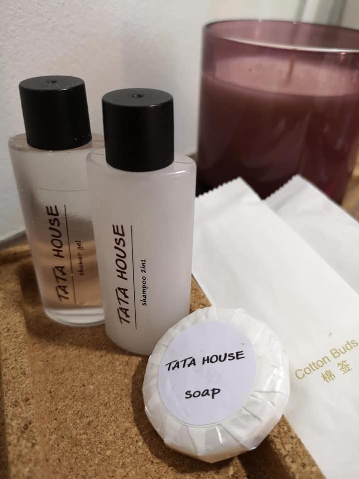 曼谷Tata House公寓式酒店 外观 照片