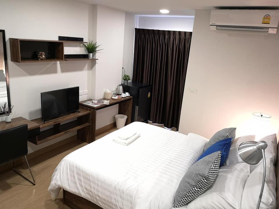 曼谷Tata House公寓式酒店 外观 照片